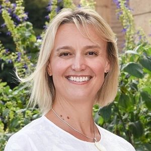 Meet your Posher, Jennie